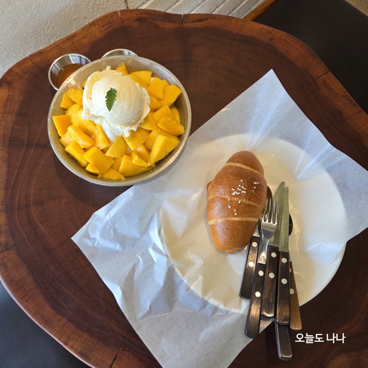  애견 동반 가능! 고양 대형 카페 배다골베이커리하우스 :)
