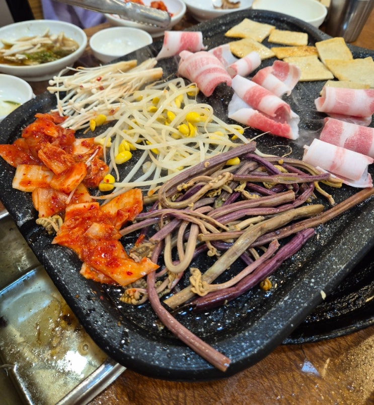  구미 삼겹세상 산동점 후기｜무한리필 셀프바에 아이들이 좋아하는 반찬까지 완벽!