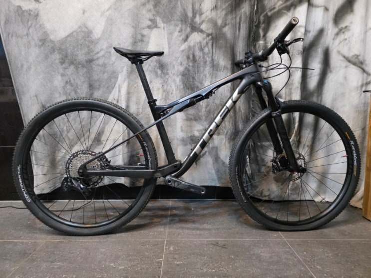  트랙(TREK) Supercalber MTB 스크레치 도장 까짐 복원