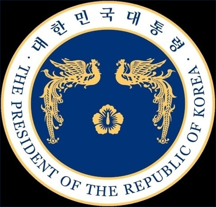 내일 오후 용산 집무실 1층 <b>브리핑룸</b>서 총리와 <b>대통령실</b> 참모진... 