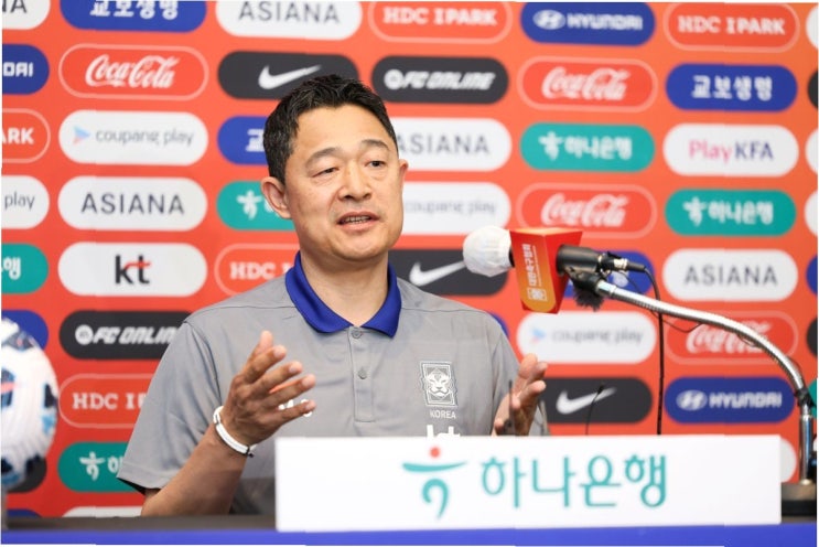 <b>이민성</b> U-22 축구대표팀 <b>감독</b>, 올림픽 동메달 이상의 목표를... 