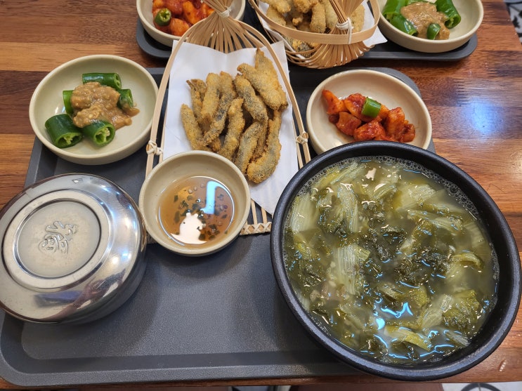  직접 키운 미꾸라지로 끓인 진짜 보양식! 대구 수성구청 맛집 청밭추어탕 3호점 수성구청역점 방문기