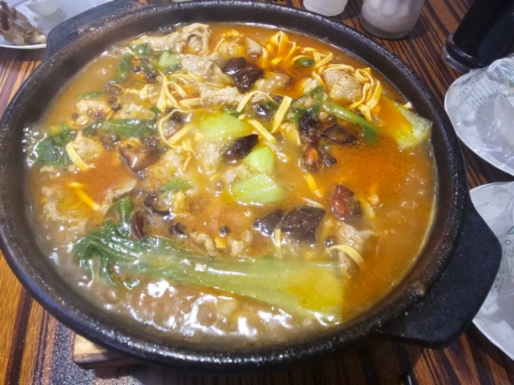  [중국/롱커우] 룽커우에서 상해식 만두를 파는 맛집 이핀셩지엔 일품생전(壹品生煎)