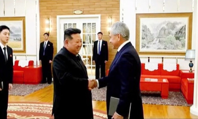 <b>김정은</b>과의 만남이 던지는 의미는? <b>쇼이구</b> 방북