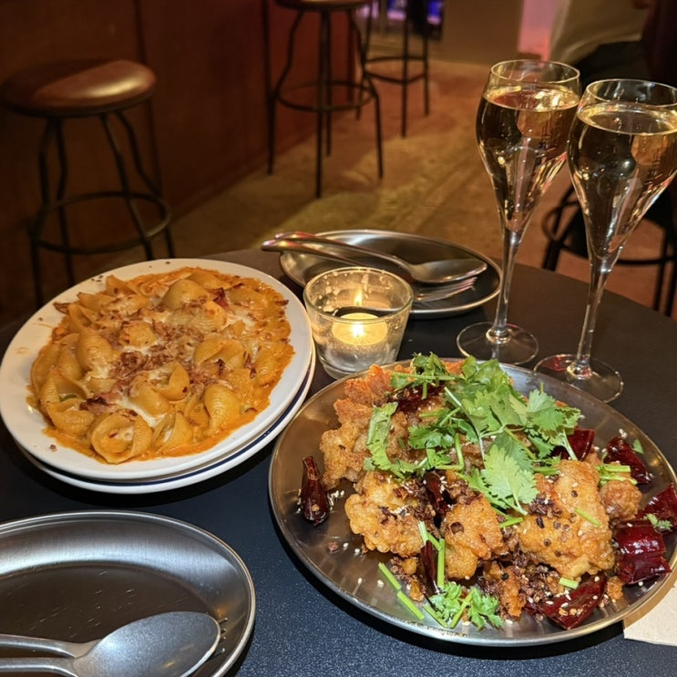 [해방촌 맛집] 데이트코스 추천 분위기 좋은 와인바 <퍼지하우스>