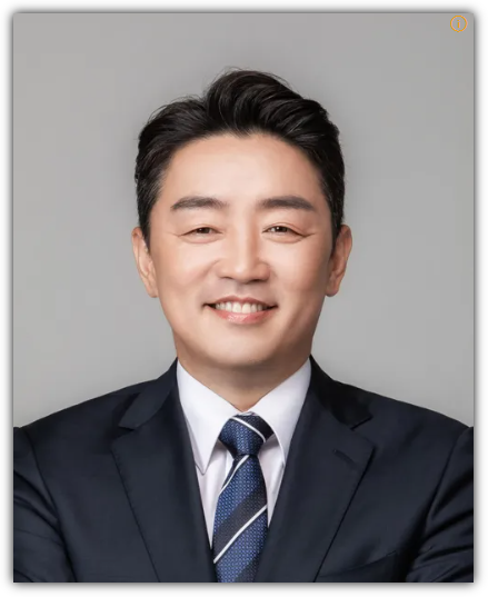 강훈식 대통령비서실장: 전략과 소통의 가교 역할 : 비서실장 강훈식에 대해 알아보자