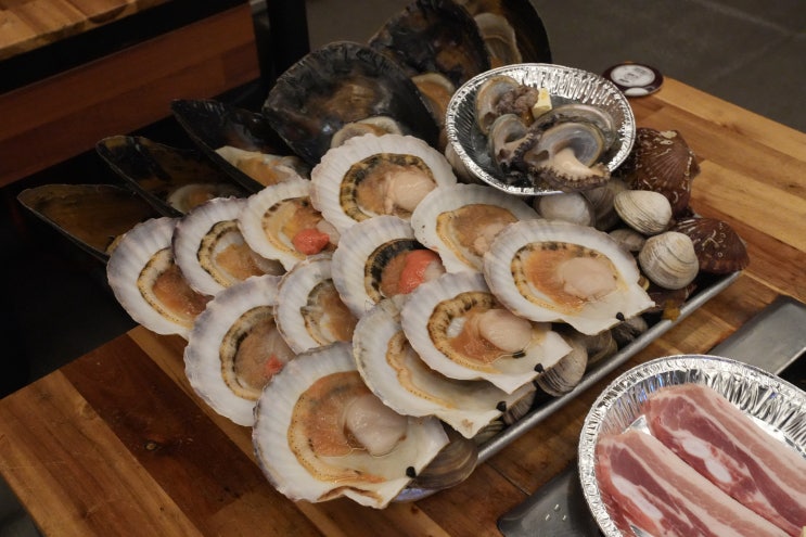 대천해수욕장 맛집/ 조개구이 맛집 추천 "조개까는 남자"