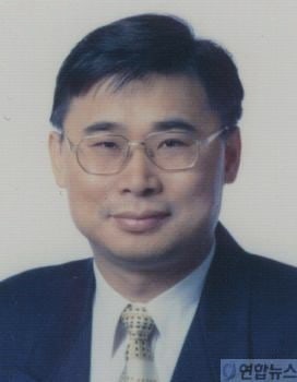 이재명 정부 초대 국정원장 '<b>이종석</b>' 내재적 접근법 <b>논란</b>... 