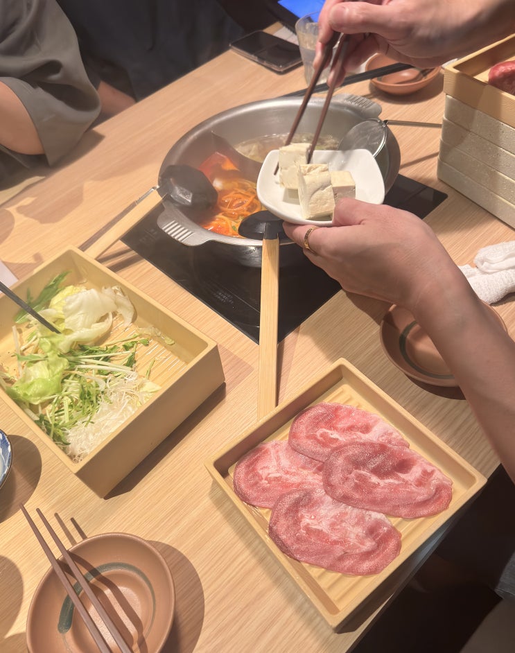  오키나와 자탄 비 오는 저녁 온야사이 샤부샤부
