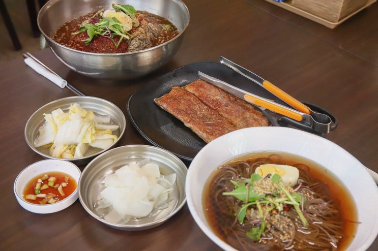  신선한 재료와 깊은 맛을 자랑하는 금산막국수의 매력을 경험해보세요