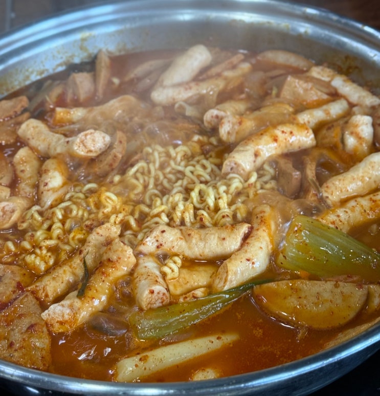  춘천 맛집 권바우부대찌개 발칸포 수제 소세지 쯔양도 다녀간곳!