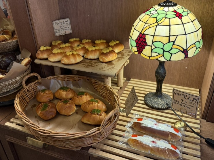 [을지로 맛집] 인생 메론빵 소금빵 맛집 <아소토베이커리> 내돈내산