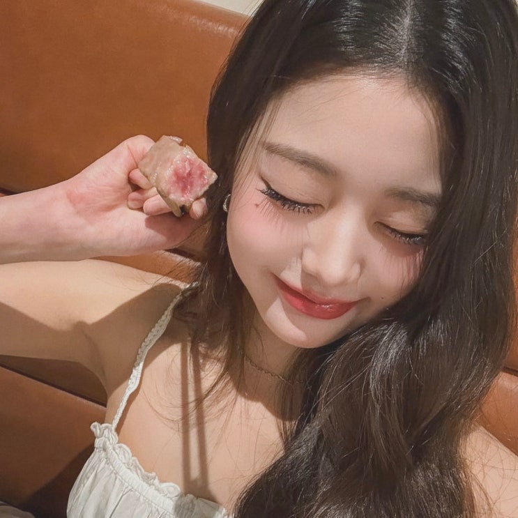  10만원대 손민수 가능! 장원영 여자 원피스 브랜드 코디