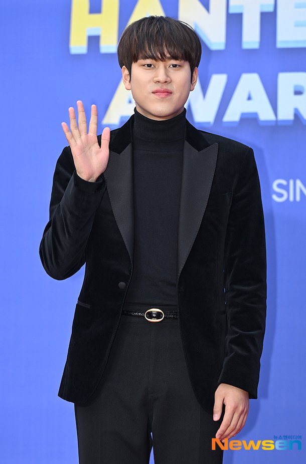 <b>이무진</b>, 리허설 중 <b>갑질 피해</b>…스태프 반말 논란