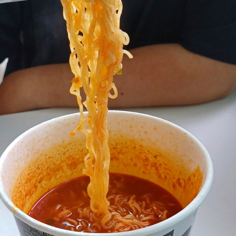GS25 편의점 컵라면 추천 오모리김치찌개라면 후기
