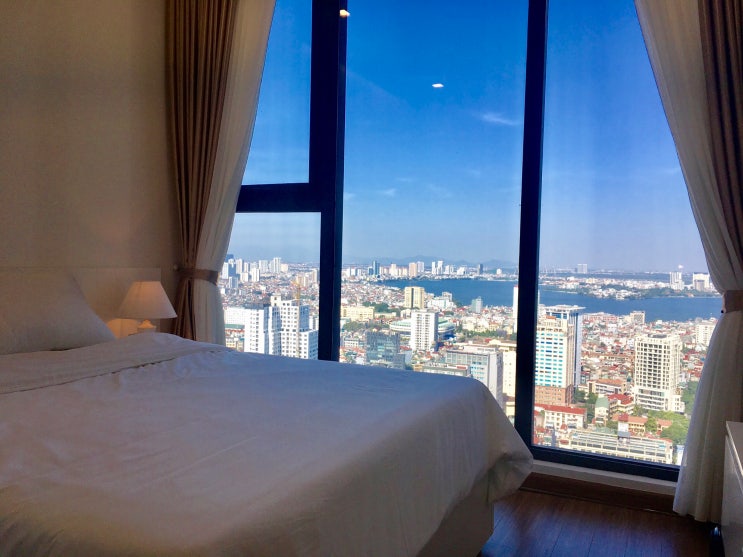  하노이 빈홈 메트로폴리스 M2 방2개 $1500 풀옵션 Vinhomes Metropolis [ 하노이 아파트 임대 ]