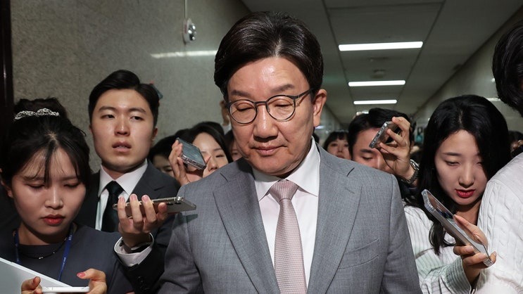<국내 정치/경제> 권성동 <b>국민의힘 원내대표</b> 사퇴… 민주당... 