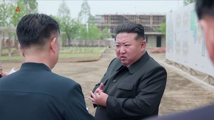 러 <b>쇼이구</b>, <b>김정은</b>과 쿠르스크 복구 논의…<b>북러</b> 군사협력 강화... 