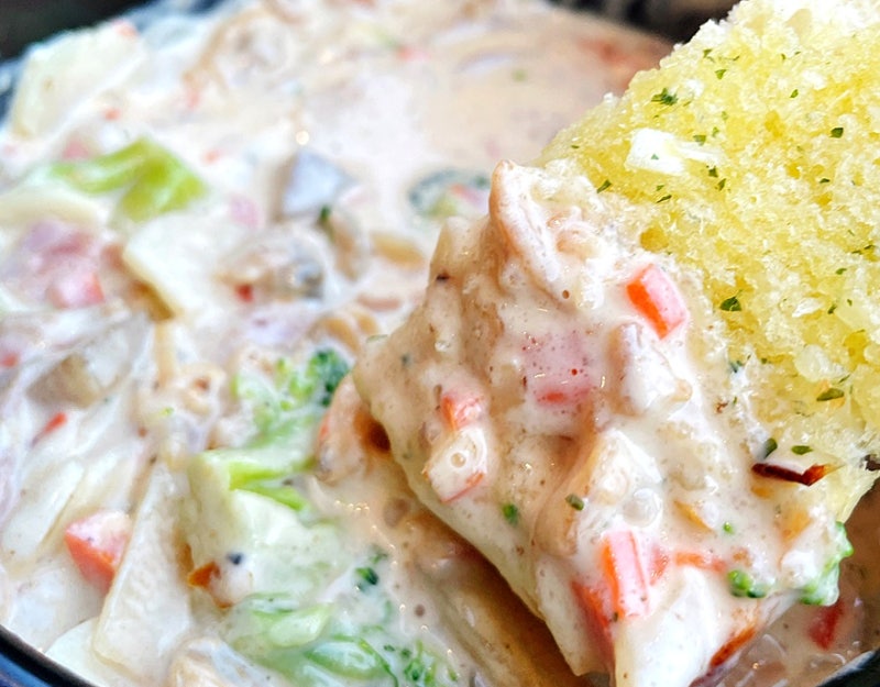 해운대 햄튼 오션뷰의 클램차우더와 맥주 펍 팔레드시즈 맛집