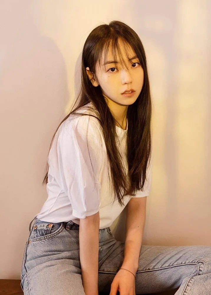 “장미에 하트 하나, 왜 난리?” 안소희의 SNS가 불러온 '정치색' 논란, 안소희 프로필!(고향, ....