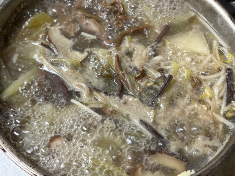 유아식 하얀 육개장 | 맵지 않고 부드러운 아기 국요리 레시피