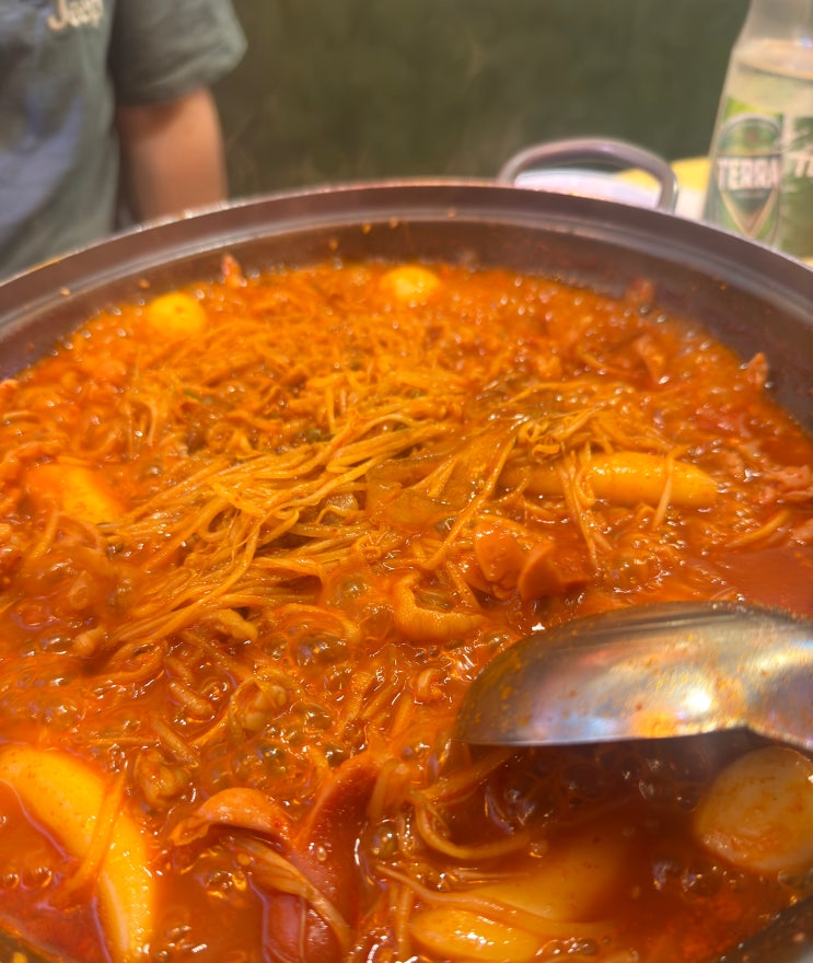  강남역 맛있게 매운닭발 맛있는 집 찾았어요