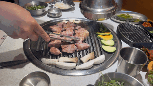 목화돈 | 건대 고기집 구워주는 고기집 짱맛집