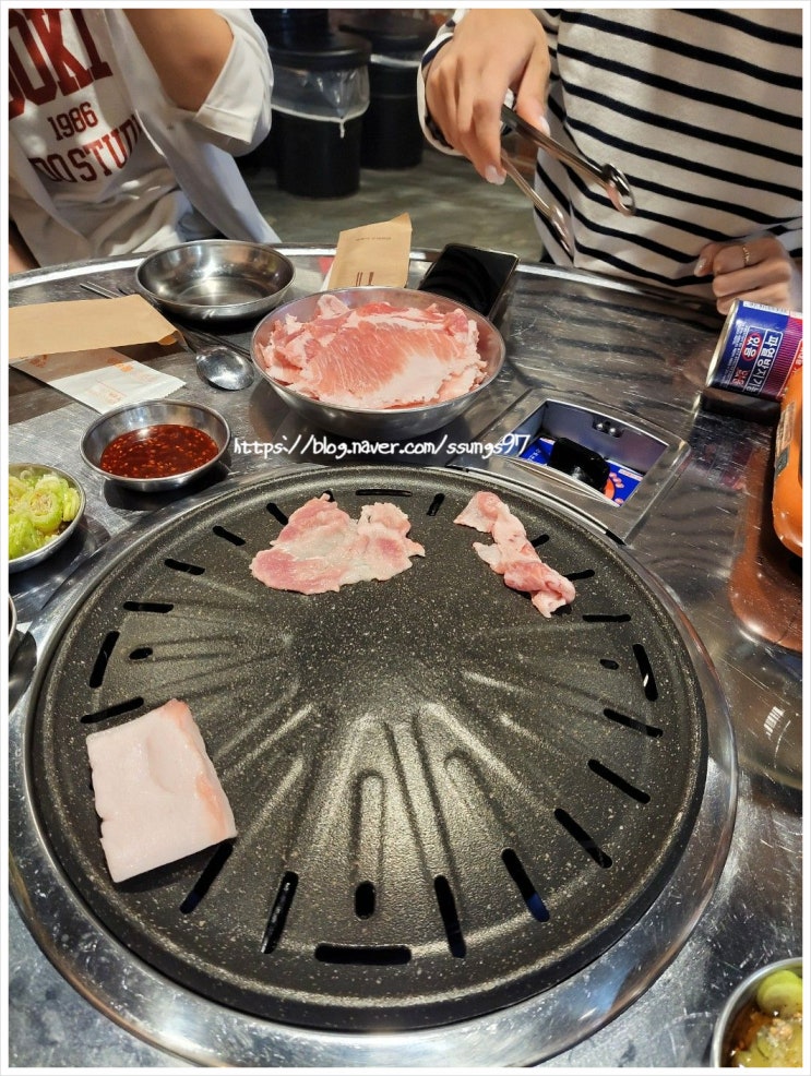  광주 진월동맛집 고기 좋아한다면 가봐야할 곳 돼지세끼