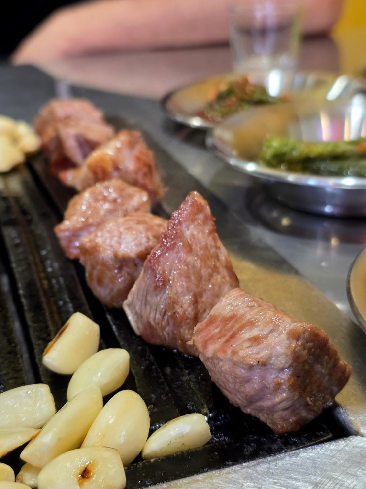  진주 하대동 고기집 목살 삼겹살 맛집 윤꿀꿀