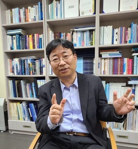 <b>이재명 정부</b> 부동산 <b>해법</b>. 경제수석 하준경의 카드 (feat.... 