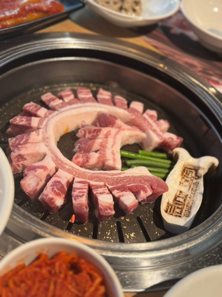  두툼하고 깔끔한 삼겹살이 맛있는 고퀄리티 경산 고기집 진량 맛집 [고기마실]