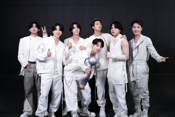 '<b>군백기</b>' 드디어 <b>종료</b>…완전체 방탄소년단, 13일 <b>BTS</b> 페스타... 