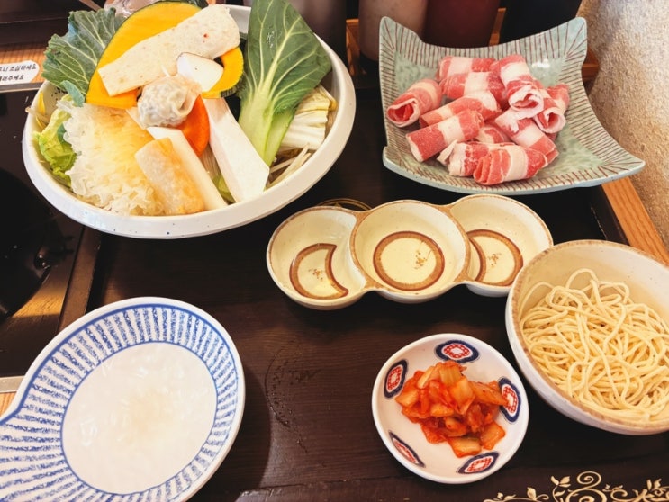  동탄 레이크꼬모 맛집 추천! 삼청동국수에서 혼밥으로 즐긴 멸치샤브 정식 후기
