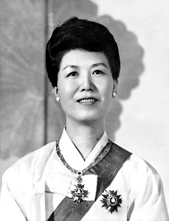 <b>호남</b>에서 단 한 곳, <b>이재명</b>이 진 이유? 소록도와 육영수 여사의... 
