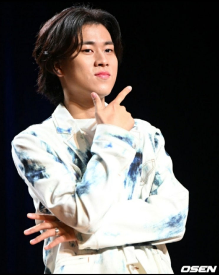 <b>이무진</b> 무대 중단 사태, 현장 스태프 <b>갑질</b> 논란 , 주최 측... 