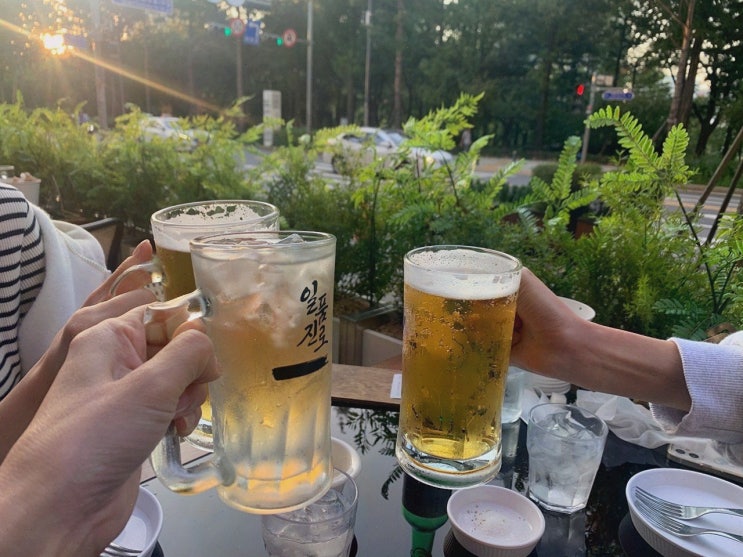  [깐부치킨 석촌호수점] 국내산 신선한 치킨과 맥주로 즐기는 석촌호수주차맛집