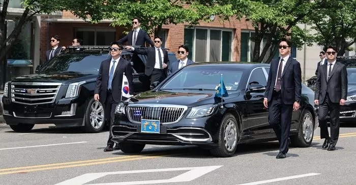 [단독] 이재명 <b>대통령</b>, 경호처 전면 <b>개편</b> 지시… "국민 눈높이에... 