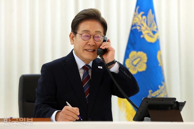  이재명 대통령, 트럼프와 첫 통화! 한미동맹 굳건히, 관세 협의 속도 낸다! 골프 회동 성사될까?
