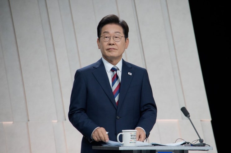 “기존 원전 줄이지는 않겠지만”… 불안한 원전업계 “기존 원전 줄이지는 않겠지만”… 불안한 원전업계