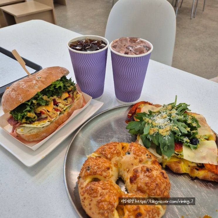  울산 언양 대형카페 등억꽃향 베이커리 맛집 내돈내산