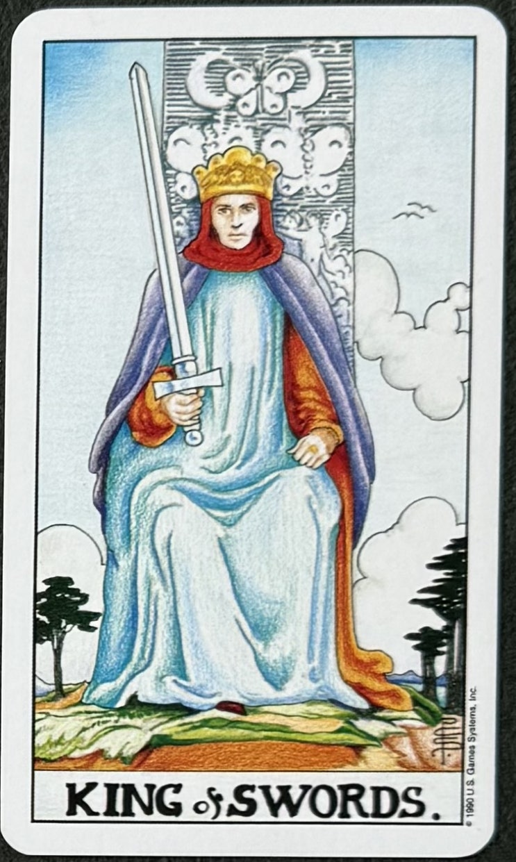 타로 카드 78장 리뷰, 5th 궁정 카드. 검왕( KING OF SWORDS )