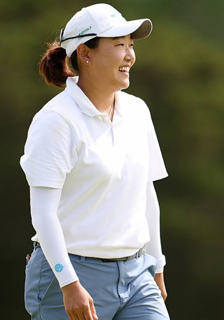 *세계랭킹 1426위 <b>이일희</b> 2타차 공동<b>선두</b>-2025 LPGA 투어... 