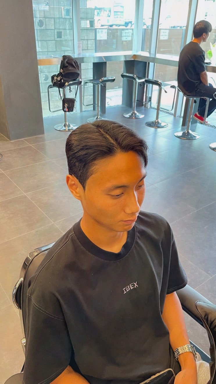  남성 커트로 유명한 전주남자미용실, 더스틴 전주본점