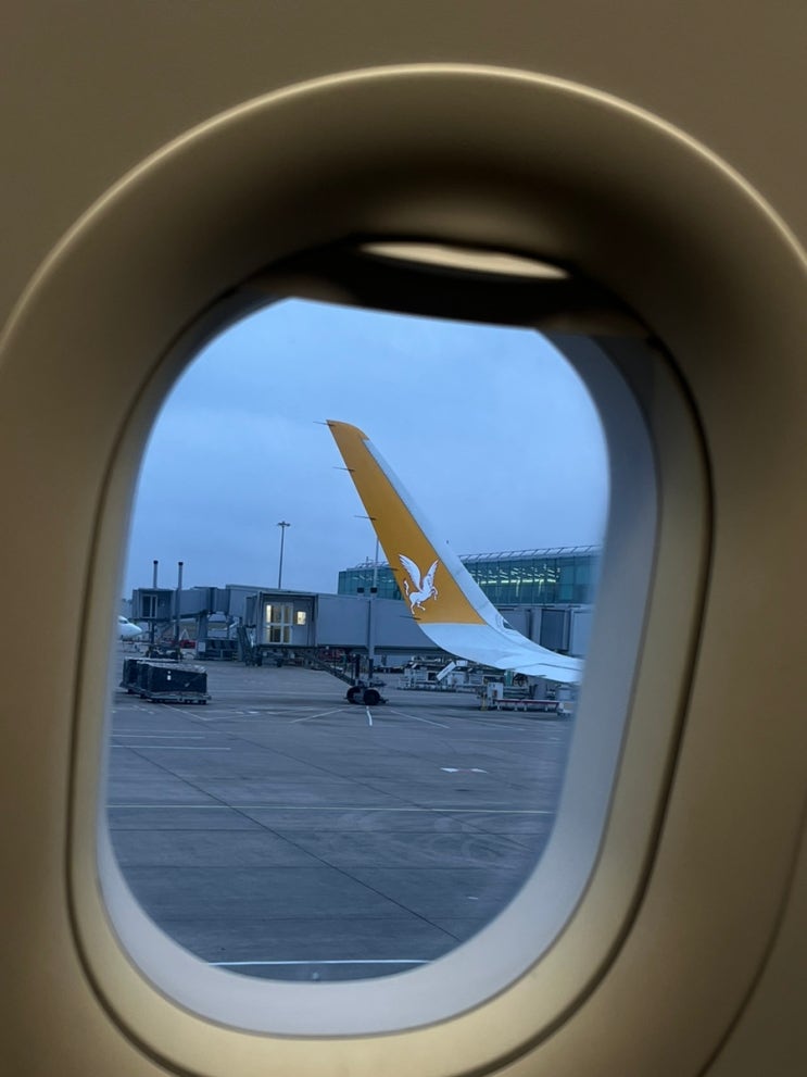  2025 영국 스탠스테드 공항 입국 캠브리지 다시 출국  영국 유럽 짐 보관할 땐 Stasher