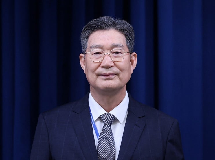 <b>오광수</b> 변호사 <b>민정수석 임명</b> 프로필 나이 학력 고향