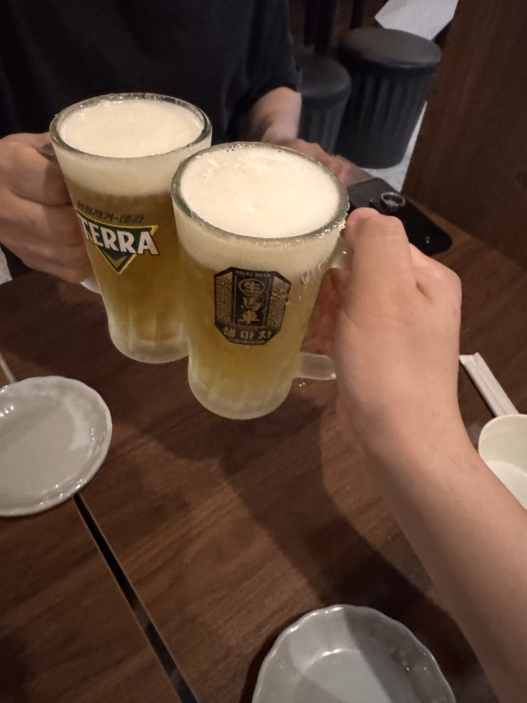  퇴근길, 생맥 한 잔에 모든 게 풀린다 | 서울대입구역 생마차 내돈내산 리뷰