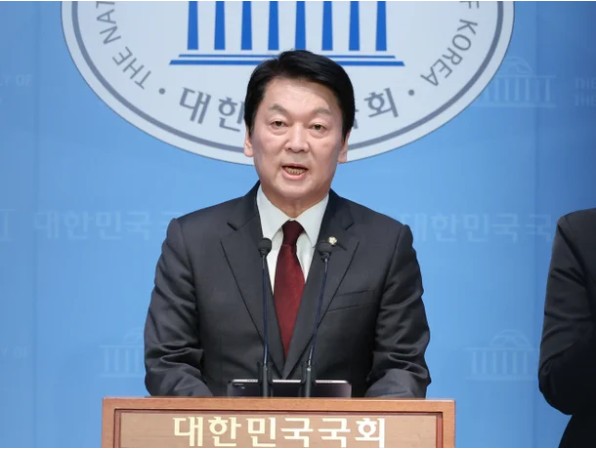 <국내 정치/경제> <b>안철수</b> 의원, <b>김경수</b> 전 경남지사 행안부 장관... 