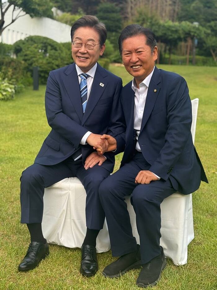 <b>정청래</b>, <b>대통령</b>실 <b>만찬</b> 후 "이재명 정부 성공을 위해... 