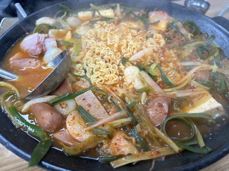  대한민국 원조 부대찌개를 찾아가는 의정부 여행 <오뎅식당 의정부 본점>(부대찌개)