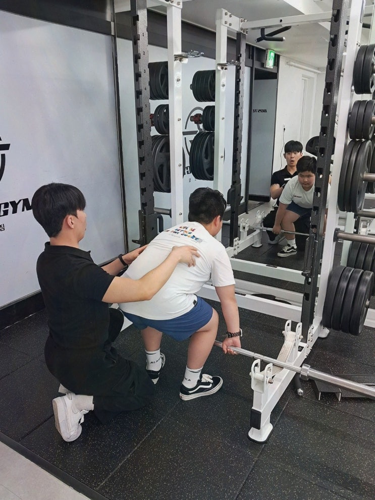  최신 운동 장비와 함께하는 체중감량의 비밀, 신갈헬스장